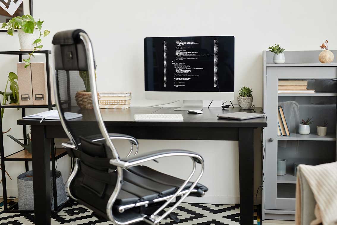 Idee - Come scegliere la sedia ergonomica per la scrivania dei